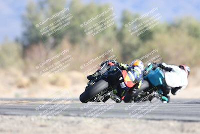 media/Dec-07-2025-CVMA (Sun) [[3e7d2de5dc]]/Race 12- Formula 40 MW and LW/